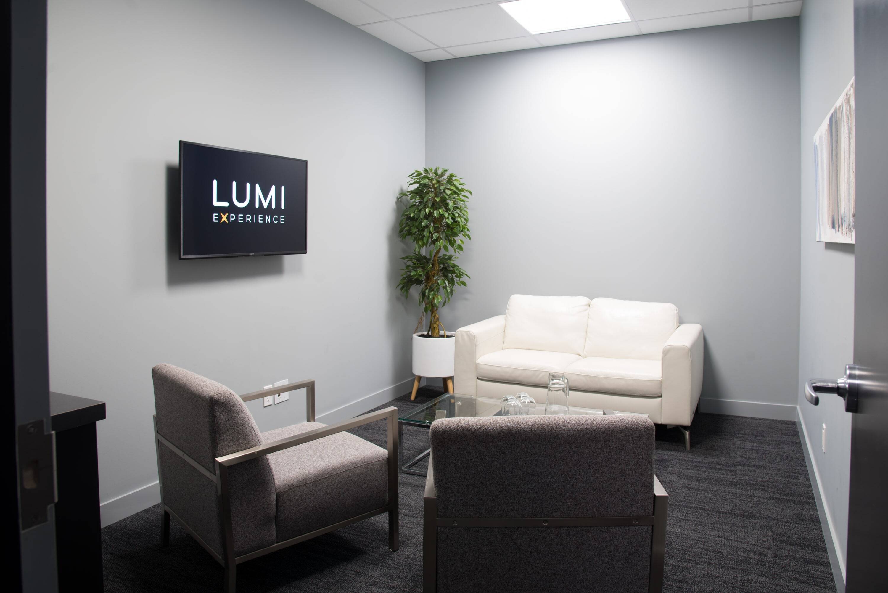 Lumi-experience-calgary-breakout-room-min